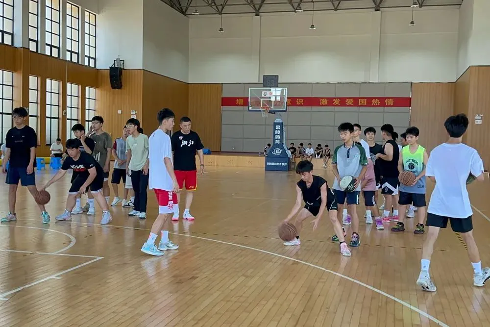 信息化工具如何提升篮球运动员的比赛表现_2